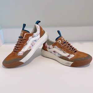 Vans Ultrarange EXO Women’s Size 8/Men’s Size 6.5